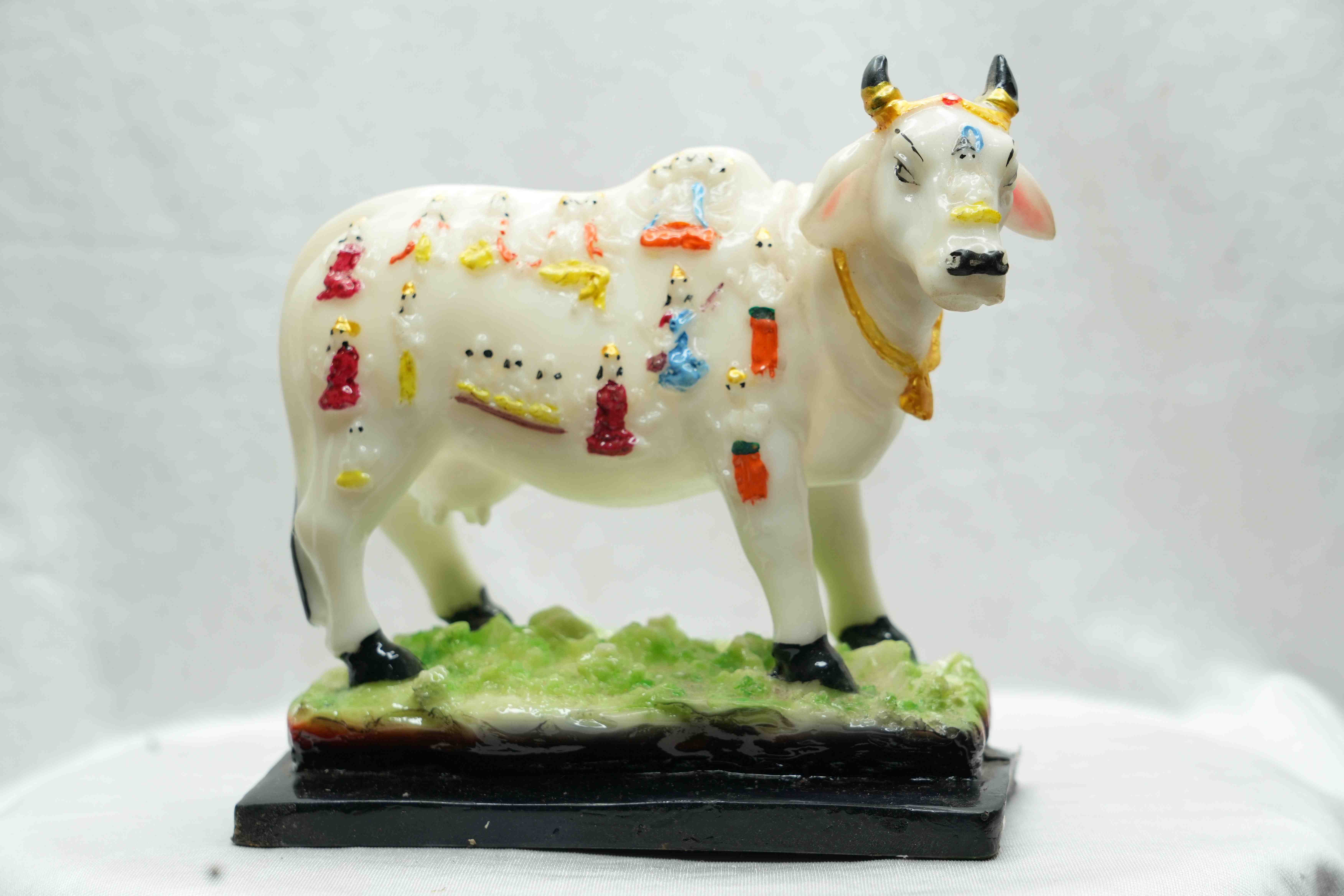 Cow Moorthy 800