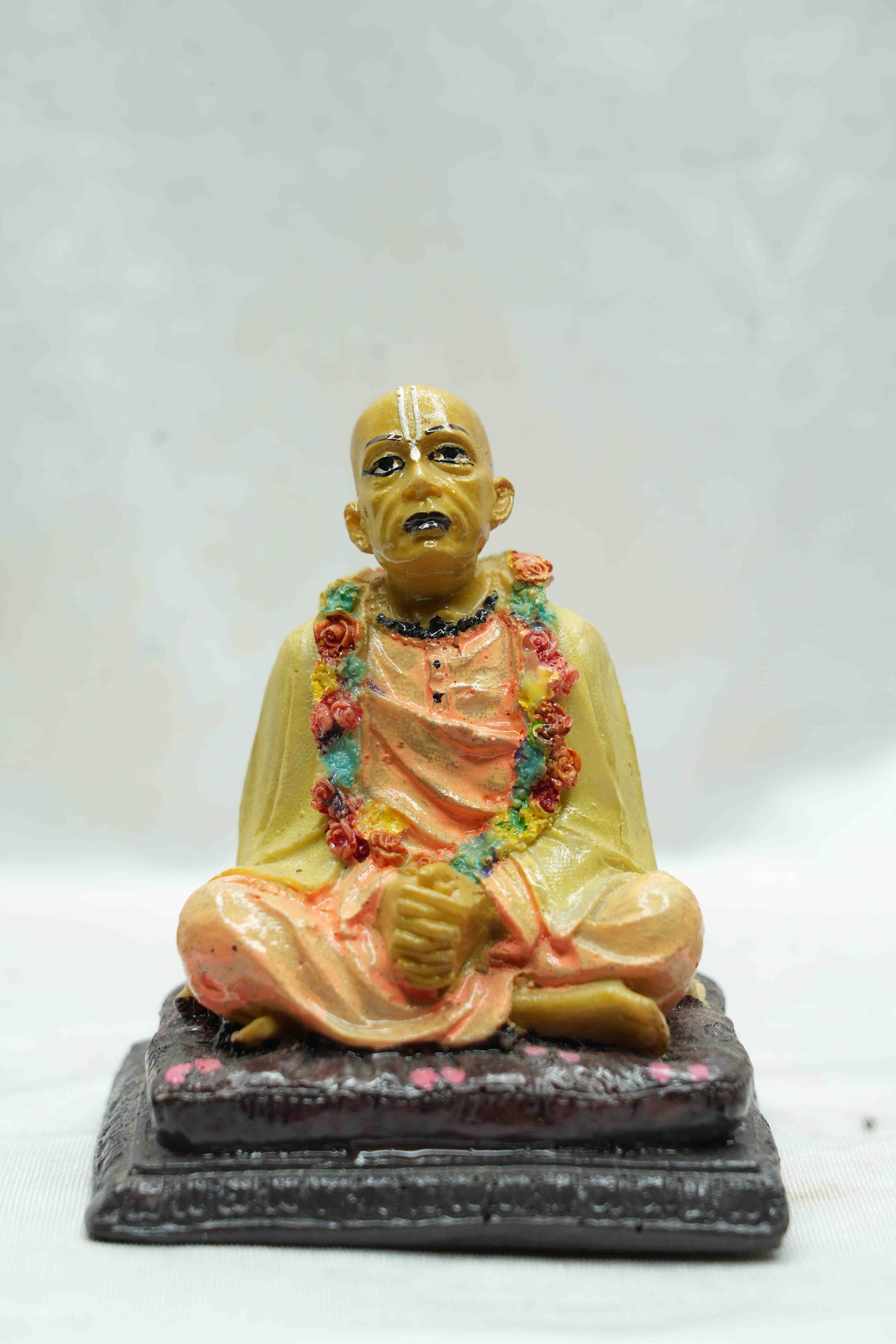 Prabhupada Moorthy 400